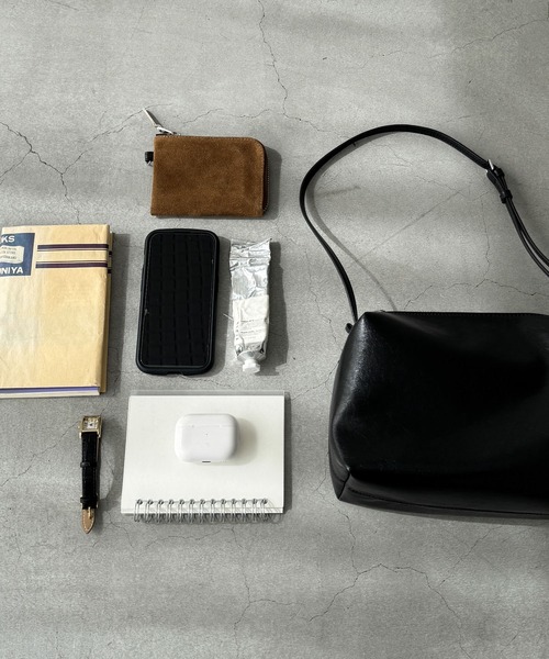 CANAL JEAN（キャナルジーン）の「choice_cnl　スウェードミニウォレット（財布・レディース・キャメル・ONE SIZE）」の2枚目の写真