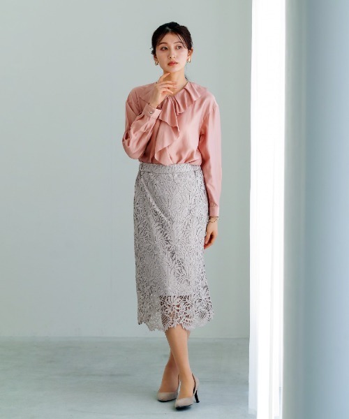 White Collection(ホワイトコレクション)の「【 繊細に揺れる 】シルキーローン・ラッフルフリルブラウス(シャツ/ブラウス・レディース・ミント/コーラルピンク/ホワイト・M)」の9枚目の写真