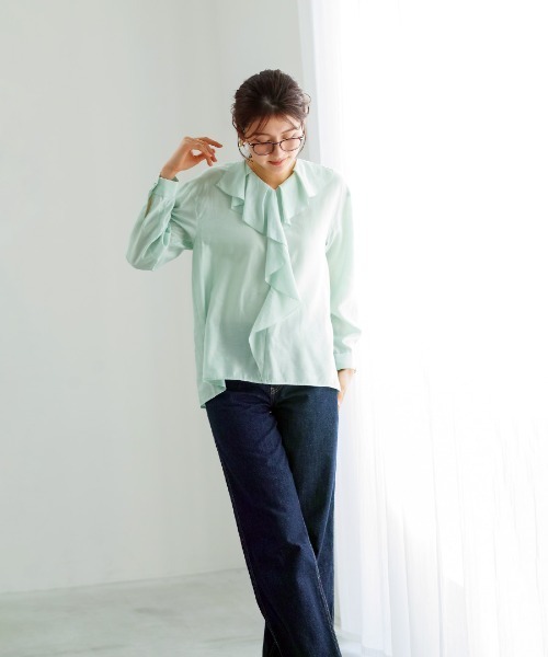 White Collection(ホワイトコレクション)の「【 繊細に揺れる 】シルキーローン・ラッフルフリルブラウス(シャツ/ブラウス・レディース・ミント/コーラルピンク/ホワイト・M)」の14枚目の写真