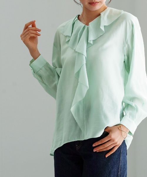 White Collection(ホワイトコレクション)の「【 繊細に揺れる 】シルキーローン・ラッフルフリルブラウス(シャツ/ブラウス・レディース・ミント/コーラルピンク/ホワイト・M)」の15枚目の写真