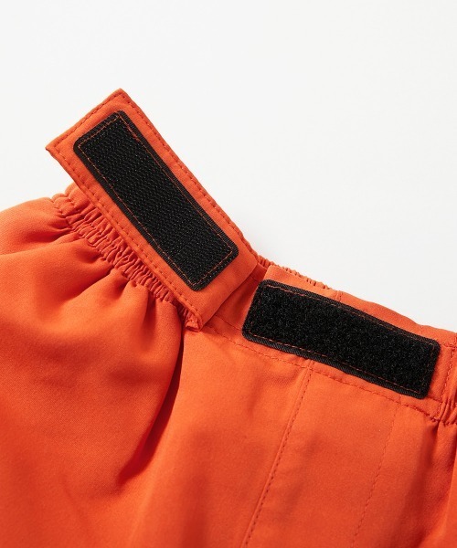 devirock（デビロック）の「ウエストがワンタッチで調整できる ネオンカラー UVカット サーフパンツ水着（水着・キッズ・ブラック系/ブルー系1/パープル系/ネイビー系/グリーン系1/ブルー系2/グリーン系3/グリーン系2/オレンジ系・110cm/100cm/160cm/150cm/140cm/130cm/120cm）」の22枚目の写真