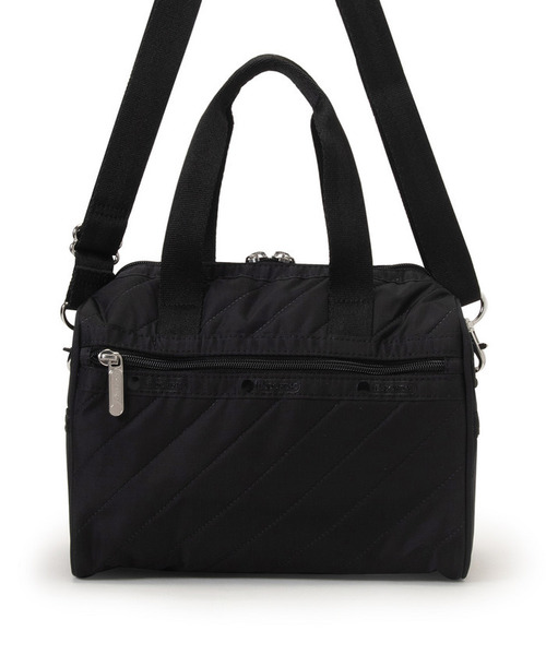 LeSportsac(レスポートサック)の「EVERYDAY SM SATCHEL ラインデボスブラック(ショルダーバッグ・レディース・ブラック・FREE)」の6枚目の写真