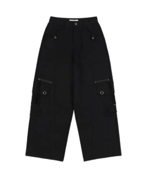 FANCY CLUB(ファンシークラブ)の「◇FANCYCLUB◇ブランド直輸入正規品/クロス ポケット カーゴ パンツ CROSS POCKET CARGO PANTS(カーゴパンツ・レディース・ライトカーキ/ブラック/ピンクベージュ・M/S)」の13枚目の写真