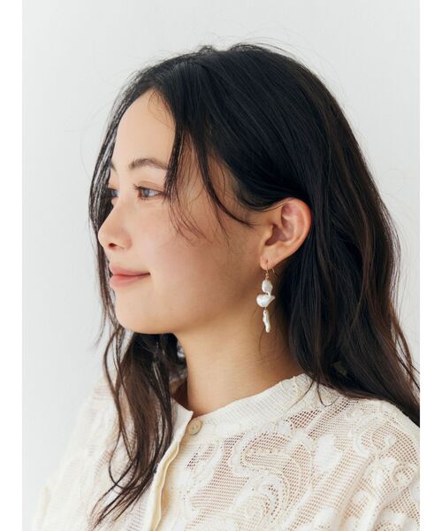 Ungrid（アングリッド）の「淡水パールピアス（ピアス（両耳用）・レディース・ゴールド・FREE）」の2枚目の写真