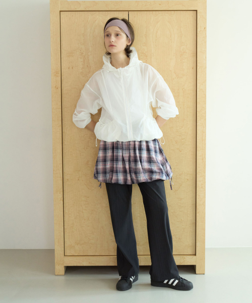 COVERNAT WOMAN（カバーナットウーマン）の「ウィメンズイージーストライプバンディングパンツブラック（スウェットパンツ・レディース・その他・WS/WM）」の4枚目の写真