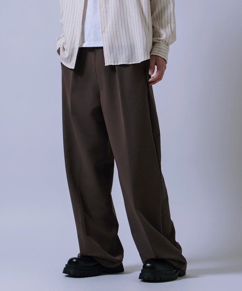 improves(インプローブス)の「ワンタック ワイド ストレート パンツ(その他パンツ・メンズ・ブラック系/ブラック/インディゴブルー/ブラウン・LARGE/MEDIUM)」の3枚目の写真