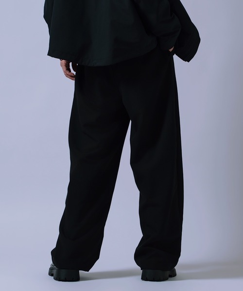 improves(インプローブス)の「ワンタック ワイド ストレート パンツ(その他パンツ・メンズ・ブラック系/ブラック/インディゴブルー/ブラウン・LARGE/MEDIUM)」の13枚目の写真