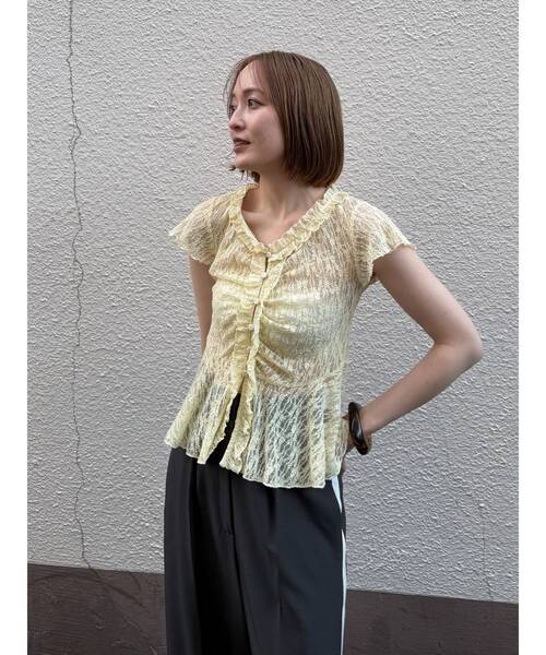 LAGUNAMOON（ラグナムーン）の「レースフリルペプラムトップス（シャツ/ブラウス・レディース・ホワイト/ブラック/イエロー・FREE）」の12枚目の写真