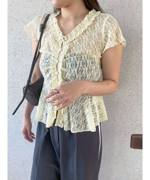 LAGUNAMOON（ラグナムーン）の「レースフリルペプラムトップス（シャツ/ブラウス・レディース・ホワイト/ブラック/イエロー・FREE）」の16枚目の写真