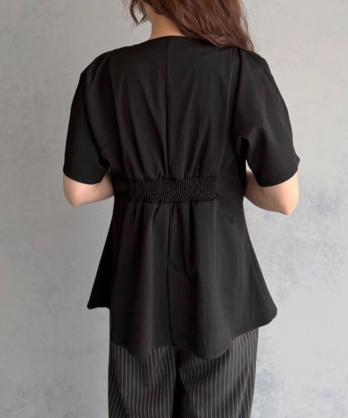 &g'aime(アンジェム)の「【&g'aime 】ウエストタックチュニック Waist-Tucked Tunic(シャツ/ブラウス・レディース・グレイッシュベージュ/ブラック・FREE)」の8枚目の写真