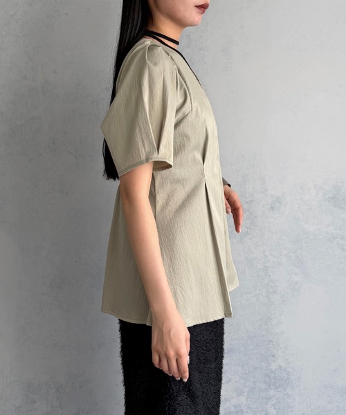 &g'aime(アンジェム)の「【&g'aime 】ウエストタックチュニック Waist-Tucked Tunic(シャツ/ブラウス・レディース・グレイッシュベージュ/ブラック・FREE)」の17枚目の写真