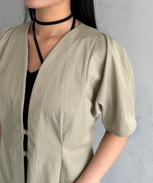 &g'aime(アンジェム)の「【&g'aime 】ウエストタックチュニック Waist-Tucked Tunic(シャツ/ブラウス・レディース・グレイッシュベージュ/ブラック・FREE)」の21枚目の写真
