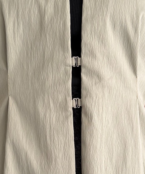 &g'aime(アンジェム)の「【&g'aime 】ウエストタックチュニック Waist-Tucked Tunic(シャツ/ブラウス・レディース・グレイッシュベージュ/ブラック・FREE)」の22枚目の写真