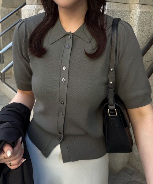 junoah(ジュノア)の「襟付きボタンデザインサマーニットトップス(ニット/セーター・レディース・アイボリー/ブラック/チャコール・LARGE/MEDIUM)」の11枚目の写真