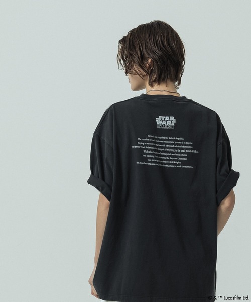 SLICK（スリック）の「【SLICK/スリック】SLICK / STAR WARS / Printed T-shirt 02/スターウォーズ / パウダー加工プリントTシャツ /オーバーサイズ シルエット/ ビンテージ / ディズニー（Tシャツ/カットソー・メンズ・ホワイト/ブラック・3/2/1）」の5枚目の写真