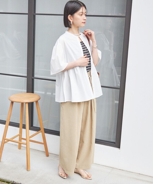 SHIPS（シップス）の「〈接触冷感 / 撥水加工〉TEXBRID(R) タフタ ショート スリーブ 羽織 シャツ（シャツ/ブラウス・レディース・ブラック/オフホワイト/ブラウン・ONE SIZE）」の6枚目の写真