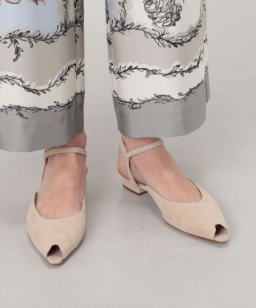 NEBULONI E（ネブローニ）の「NEBULONI E.  FLAT MULE フラットサンダル（サンダル・レディース・ライトベージュ・36/37/38）」の9枚目の写真