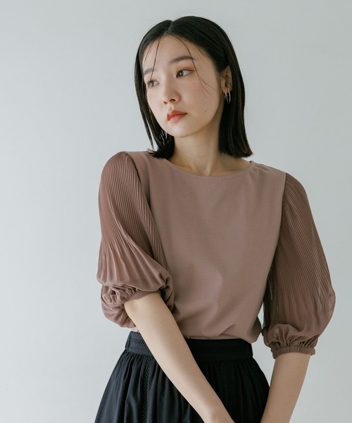Andemiu(アンデミュウ)の「ソデプリーツカットソー659219(Tシャツ/カットソー・レディース・ブラック/モカ・FREE)」の14枚目の写真