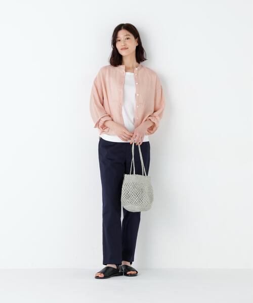 human woman(ヒューマンウーマン)の「◆【名品/ウォッシャブル/4カラー展開】ラミーボザムシャツブラウス(シャツ/ブラウス・レディース・ベージュ系その他2/ピンク/ネイビー/ブルー・MEDIUM)」の22枚目の写真