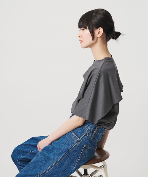 BEAUTY&YOUTH UNITED ARROWS(ビューティーアンドユースユナイテッドアローズ)の「【WEB限定 Wardrobe DAILY MINIMAL】ケープフリル ショートスリーブプルオーバー UVカット 接触冷感(Tシャツ/カットソー・レディース・ホワイト/ロイヤルブルー/ベージュ/ダークグレー・FREE)」の19枚目の写真