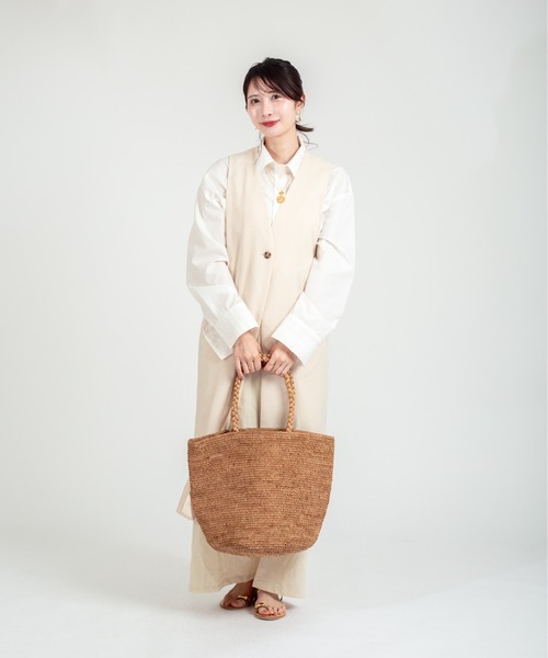 MADE IN MADA(メイドインマダ)の「【MADE IN MADA /メイドインマダ】大きめ かごバッグ ラフィア トートバッグ(かごバッグ・レディース・ベージュ系その他/ライトグレー・FREE)」の15枚目の写真