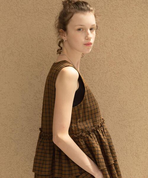URBAN RESEARCH Sonny Label(アーバンリサーチサニーレーベル)の「サッカーチェックペプラムベストブラウス(シャツ/ブラウス・レディース・ブラウン/ブラック/チャコールグレー・FREE)」の7枚目の写真