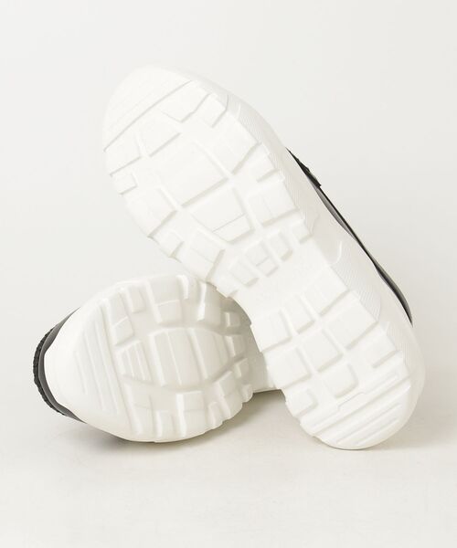 AKIKOAOKI（アキコアオキ）の「AKIKOAOKI /アキコアオキ/Regulated Gravity BK×WH（ローファー・レディース・ホワイト・39）」の3枚目の写真