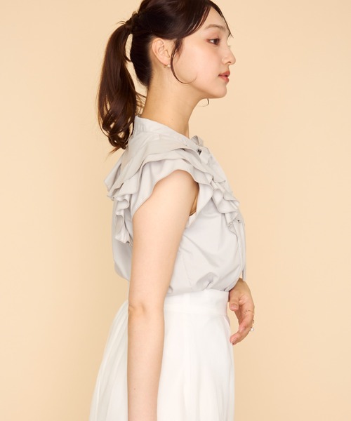 MISCH MASCH(ミッシュマッシュ)の「2026春夏新作 タックリボン綿タッチフリルブラウス(シャツ/ブラウス・レディース・ライトグレー/ホワイト/ブルー・フリ-)」の22枚目の写真