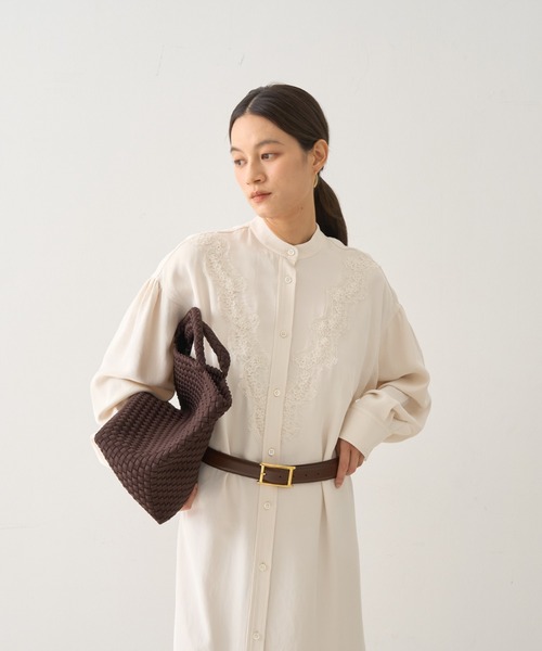 DESIGNWORKS(デザインワークス)の「レースコンビシャツワンピース(ワンピース・レディース・アイボリー/ネイビー・38)」の7枚目の写真