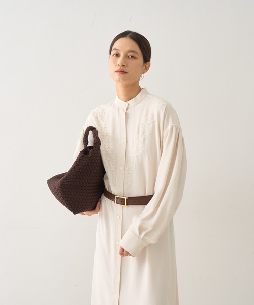 DESIGNWORKS(デザインワークス)の「レースコンビシャツワンピース(ワンピース・レディース・アイボリー/ネイビー・38)」の8枚目の写真
