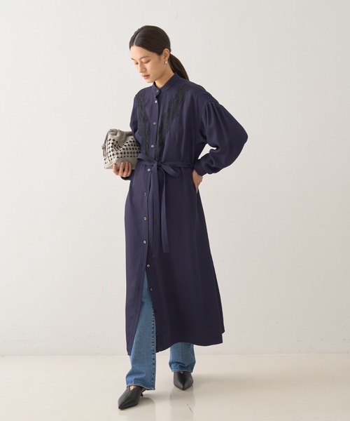 DESIGNWORKS(デザインワークス)の「レースコンビシャツワンピース(ワンピース・レディース・アイボリー/ネイビー・38)」の6枚目の写真