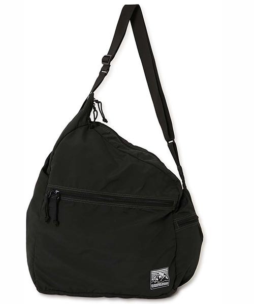 HIGH! STANDARD(ハイスタンダード)の「MT. RAINIER DESIGN /ウインドシェッド パッカブル ドロップバッグ(ショルダーバッグ・メンズ・オリーブ/ブラック/チャコールグレー・ONE)」の1枚目の写真