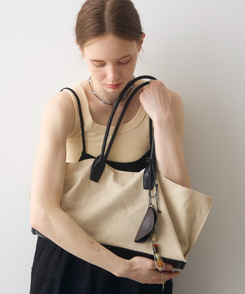 Crisp(クリスプ)の「natural combi tote bag / ナチュラルコンビトートバッグ(トートバッグ・レディース・ブラウン/ブラック・ONESIZE)」の5枚目の写真