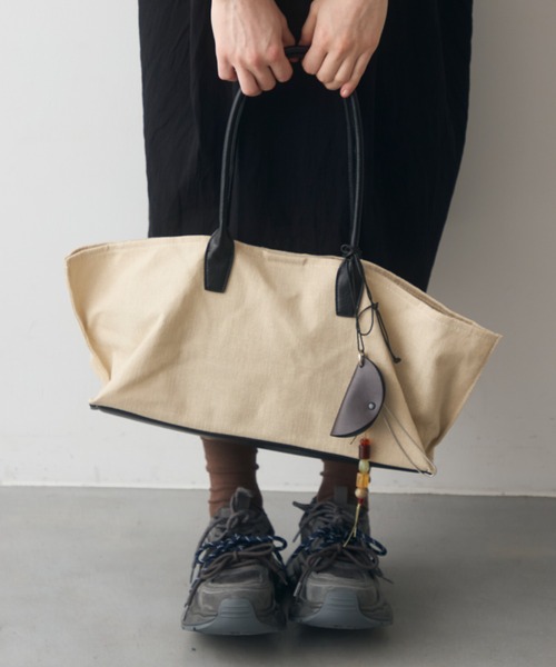 Crisp(クリスプ)の「natural combi tote bag / ナチュラルコンビトートバッグ(トートバッグ・レディース・ブラウン/ブラック・ONESIZE)」の6枚目の写真