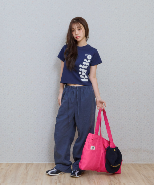 KIJIKO（キジコ）の「Ke906. Angled Pocket Utility Tote Hot Pink（トートバッグ・レディース・その他・FREE）」の7枚目の写真