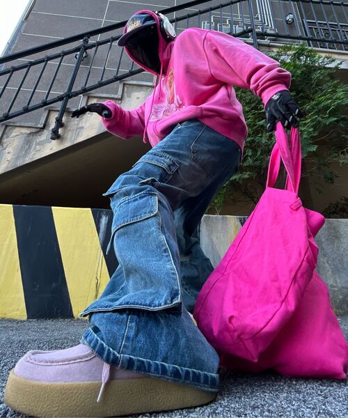KIJIKO（キジコ）の「Ke906. Angled Pocket Utility Tote Hot Pink（トートバッグ・レディース・その他・FREE）」の9枚目の写真