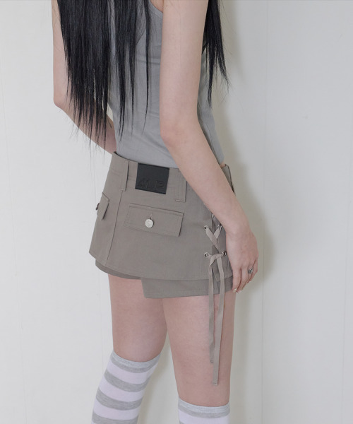 41PRAY（サイルプレイ）の「Layered Lace-Up Skirt shorts / Khaki Brown（スカート・レディース・カーキ・1/2）」の7枚目の写真