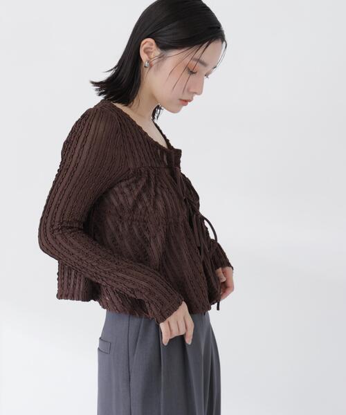 NATURAL BEAUTY BASIC(ナチュラルビューティーベーシック)の「フロントリボンシアーカーディガン(カーディガン/ボレロ・レディース・ダークブラウン/ブラック/オフホワイト・フリ-)」の15枚目の写真
