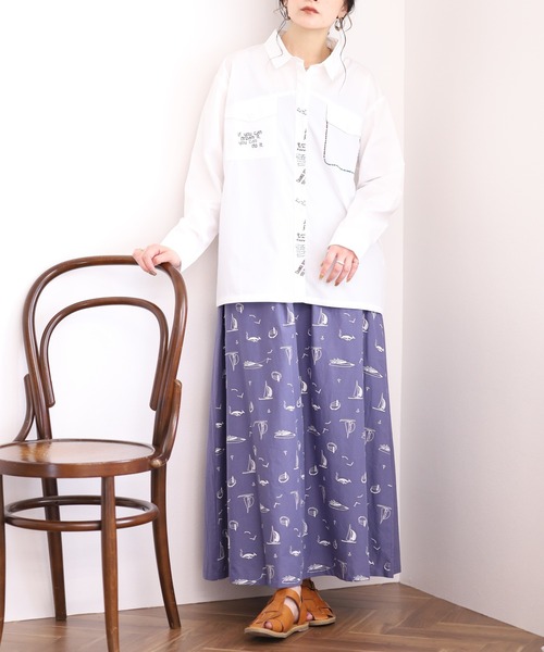 Emago(イマゴ)の「EMAGO らくがきロゴ刺繍シャツ 長袖(シャツ/ブラウス・レディース・ネイビー/ブラック/ホワイト・FREE)」の22枚目の写真