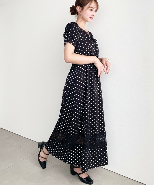 moment+(モーメントプラス)の「レーストリムドットロングワンピース(ワンピース・レディース・ブラック/アイボリー・M)」の16枚目の写真