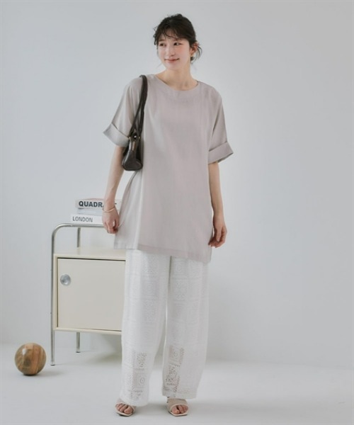slattgir(スラットジール)の「高身長 バックリボンデザインチュニックブラウス(トールサイズ)Essenave(シャツ/ブラウス・レディース・ネイビー/ライトベージュ・M~L/LL~3L/4L~5L)」の3枚目の写真