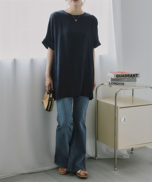 slattgir(スラットジール)の「高身長 バックリボンデザインチュニックブラウス(トールサイズ)Essenave(シャツ/ブラウス・レディース・ネイビー/ライトベージュ・M~L/LL~3L/4L~5L)」の9枚目の写真