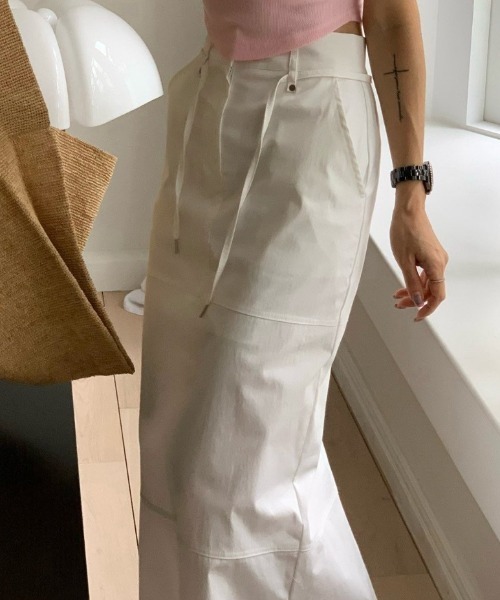 YUGA(ユーガ)の「YUGA_YGMC Korean-style Drawstring Cargo Skirt(スカート・レディース・ホワイト/ブラック/カーキ・FREE)」の8枚目の写真