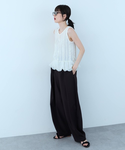 flaeu(フラユ)の「Balloon Peplum Sleeveless Top(Tシャツ/カットソー・レディース・ホワイト/ブラック・FREE)」の5枚目の写真