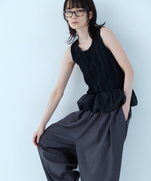 flaeu(フラユ)の「Balloon Peplum Sleeveless Top(Tシャツ/カットソー・レディース・ホワイト/ブラック・FREE)」の15枚目の写真