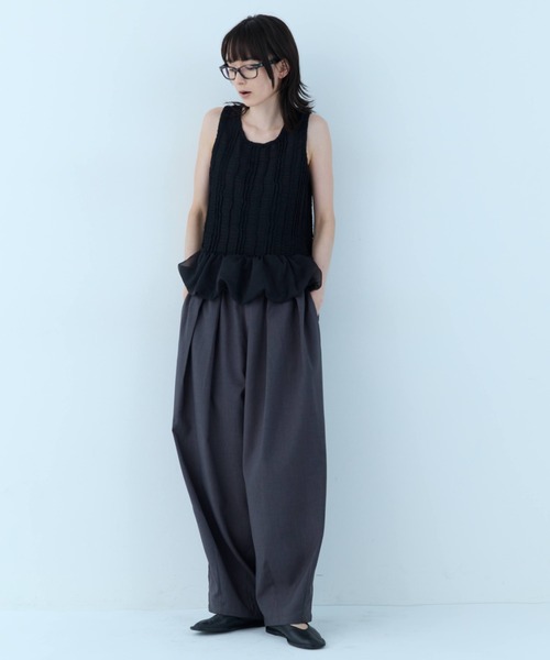 flaeu(フラユ)の「Balloon Peplum Sleeveless Top(Tシャツ/カットソー・レディース・ホワイト/ブラック・FREE)」の19枚目の写真