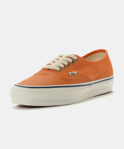 VANS（バンズ）の「OTW by VANS Authentic 44 VN000Z3615J（スニーカー・メンズ・オレンジ・26cm/26.5cm）」の2枚目の写真