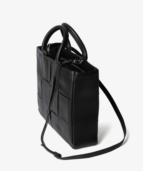GUIONNET(ギオネ)の「GUIONNET TILE 4BY3 SHOULDER BAG ギオネ タイルフォーバイスリー 2WAY ショルダーバッグ(ハンドバッグ・レディース・ブラック・FREE)」の3枚目の写真