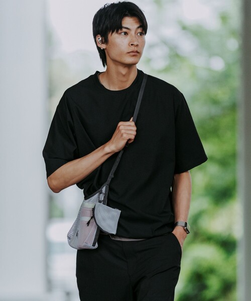 green label relaxing(グリーンレーベルリラクシング)の「Dot Air ドローコード クルーネック 半袖 Tシャツ -ストレッチ-(Tシャツ/カットソー・メンズ・ライトグレー/ブラック/オリーブ・S/M/L/XL)」の1枚目の写真