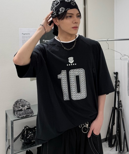 Figments(フィグメンツ)の「ナンバリングフェードビッグTシャツ(Tシャツ/カットソー・レディース・ホワイト/ブラック・FREE)」の2枚目の写真